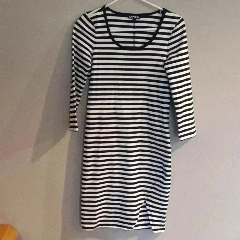 Express women's black/white stripe long sleeve cotton/spandex dress small